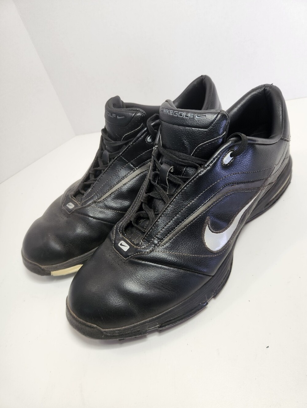 Nike Air Men’s US 13M Golf Shoes Black Leather Spiked Lace-Up
